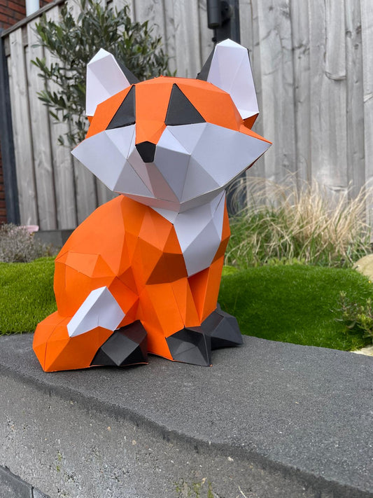 Sitting fox